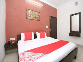 Hotel Krishna Castle