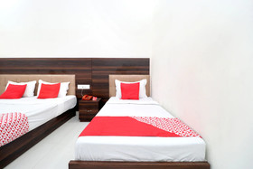 Hotel Livinn Hub By OYO Rooms