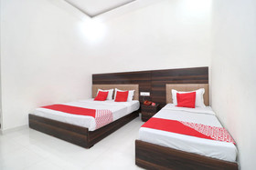 Hotel Livinn Hub By OYO Rooms