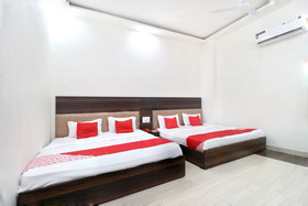 Hotel Livinn Hub By OYO Rooms