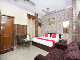 Hotel M.A. International