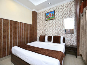 Hotel M.A. International
