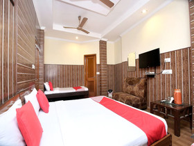 Hotel M.A. International