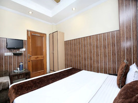 Hotel M.A. International