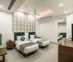 Hotel Narula's Aurrum