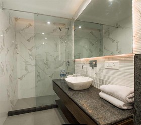 Hotel Narula's Aurrum
