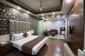 Hotel Narula's Aurrum