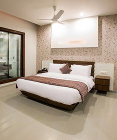 Hotel Narula's Aurrum