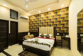 Hotel Puri Palace