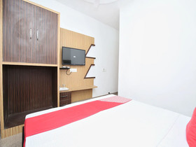 Hotel Royal Vij By OYO Rooms