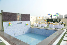 Hotel Sallow Royal Suites
