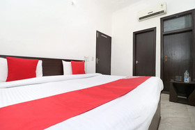 Hotel Temple Tower By OYO Rooms