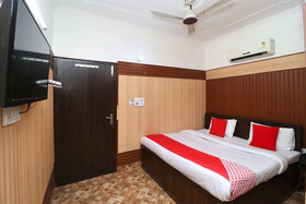 Hotel Temple Tower By OYO Rooms