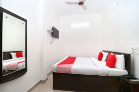 Hotel Temple Tower By OYO Rooms