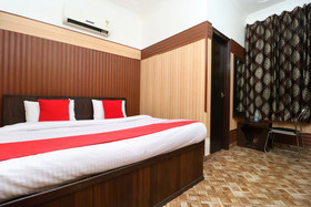 Hotel Temple Tower By OYO Rooms