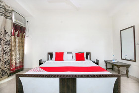 Maryada Hotel By OYO Rooms