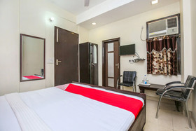 Maryada Hotel By OYO Rooms