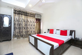 Maryada Hotel By OYO Rooms