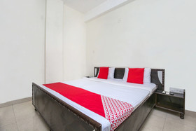 Maryada Hotel By OYO Rooms