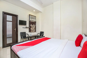 Maryada Hotel By OYO Rooms