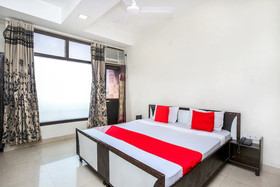 Maryada Hotel By OYO Rooms