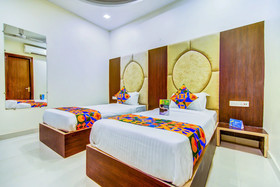 Nayyar Inn by FabHotel