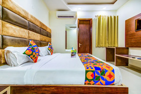 Nayyar Inn by FabHotel