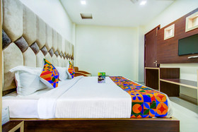 Nayyar Inn by FabHotel