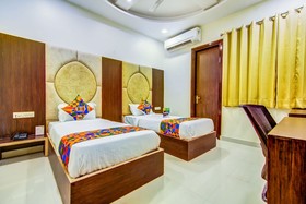 Nayyar Inn by FabHotel