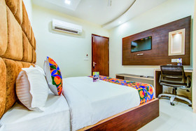 Nayyar Inn by FabHotel