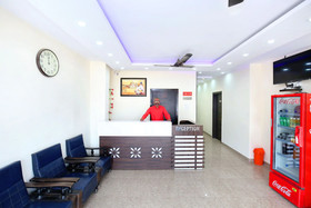 OYO 22332 Hotel Zs
