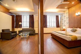 Parkside P.R Residency