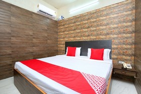 Royal Hotel And Restaurant By OYO Rooms
