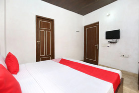 Royal Hotel And Restaurant By OYO Rooms