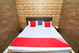 Royal Hotel And Restaurant By OYO Rooms