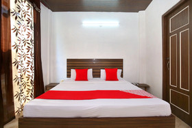 Royal Hotel And Restaurant By OYO Rooms