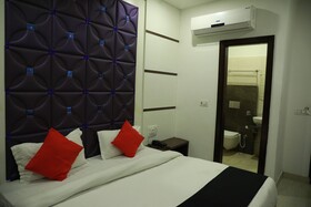 Royal View