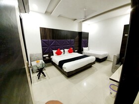 Royal View