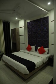 Royal View
