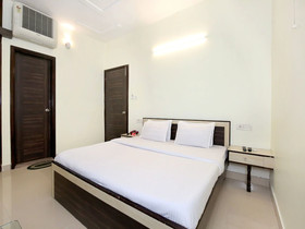 Trumpets Hotel by OYO Rooms