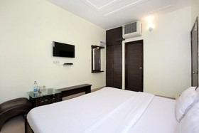 Trumpets Hotel by OYO Rooms