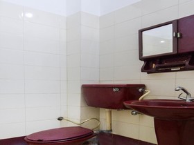 Hotel Decent by OYO Rooms