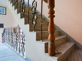 Hotel Decent by OYO Rooms