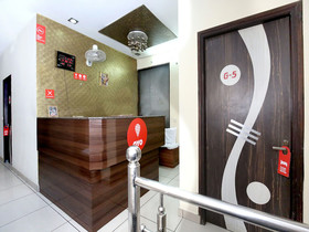 Hotel Golden Halo
