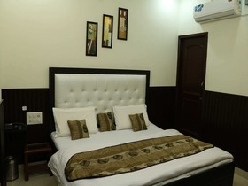 Hotel Satyam