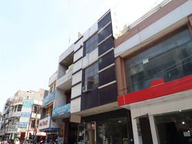 Hotel Silver Star By OYO Rooms