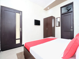 Hotel Silver Star By OYO Rooms
