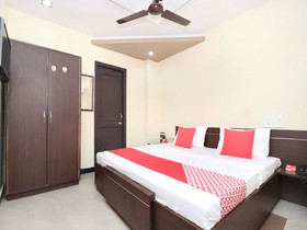 Hotel Silver Star By OYO Rooms