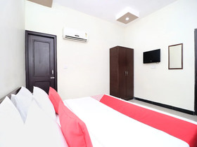 Hotel Silver Star By OYO Rooms