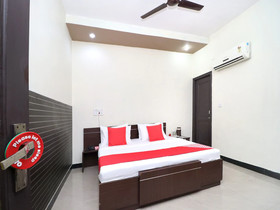 Hotel Silver Star By OYO Rooms